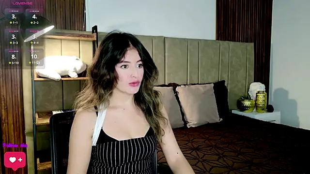 Isabellacharm online show from March 28, 2026, 3:46 pm