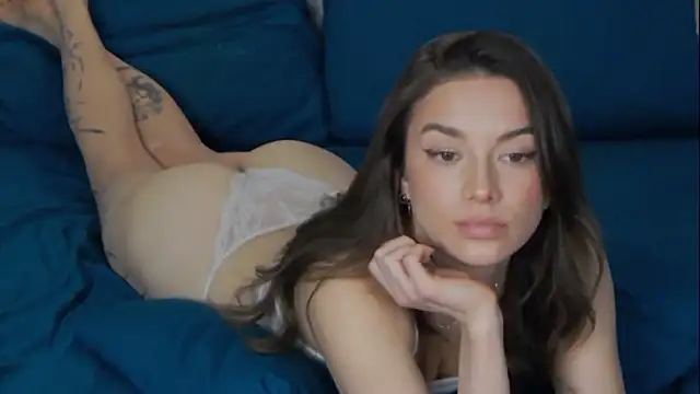 sinthiaroze online show from December 6, 2024, 5:49 pm