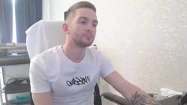 Marselle Laker online show from February 16, 2025, 9:48 am