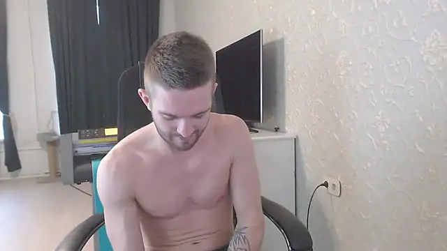 Marselle Laker online show from February 2, 2025, 8:56 am