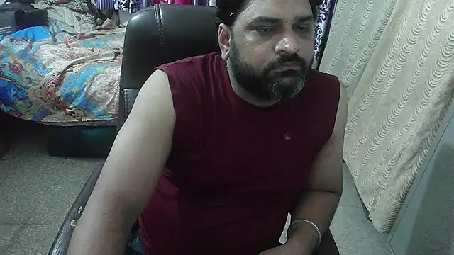 rentarob online show from October 29, 2025, 4:17 pm