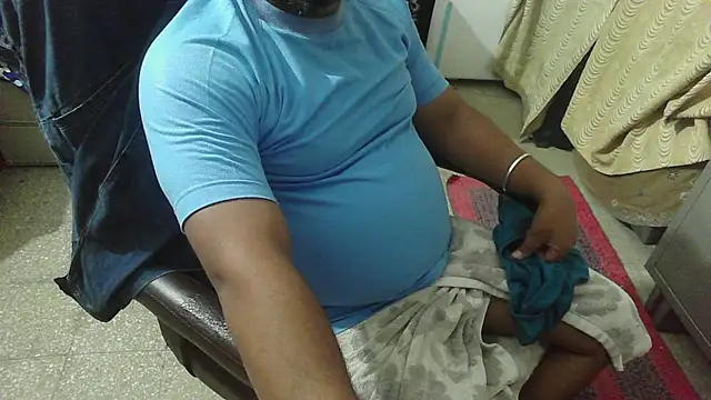 rentarob online show from November 23, 2025, 10:47 am