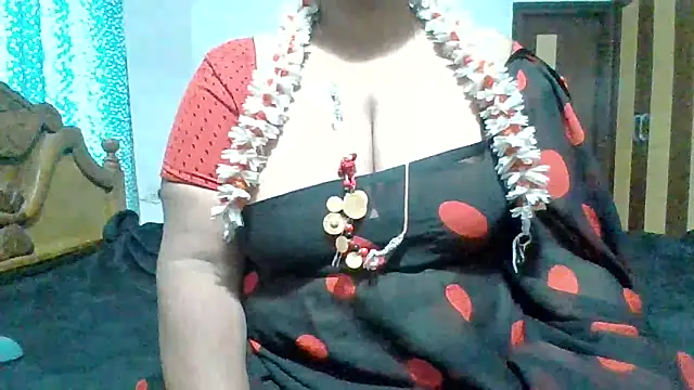 archanatelugu9 online show from May 17, 2026, 7:52 am