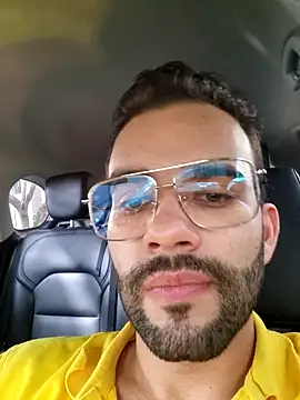 Snapshot of follar- chatting on December 1, 2025, 7:04 pm follar- online show from December 1, 2025, 7:04 pm