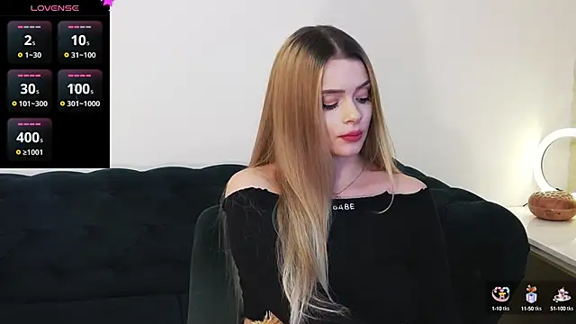 Kailynn Moenn online show from December 15, 2024, 11:09 pm