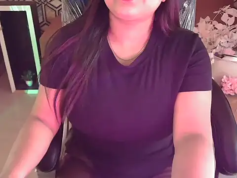 Snapshot of shivi_moto chatting on November 15, 2025, 4:49 am shivi moto online show from November 15, 2025, 4:49 am