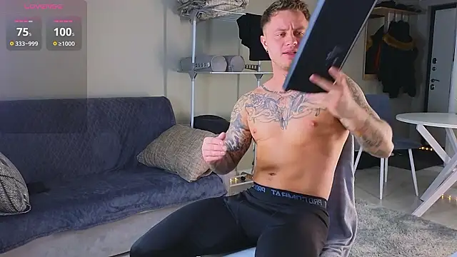 Snapshot of more__than__love chatting on February 12, 2026, 4:45 am more than love online show from February 12, 2026, 4:45 am