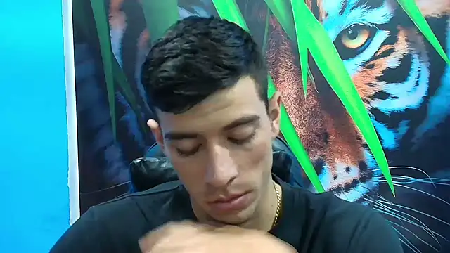 DEIBY BABY online show from April 11, 2026, 3:38 pm