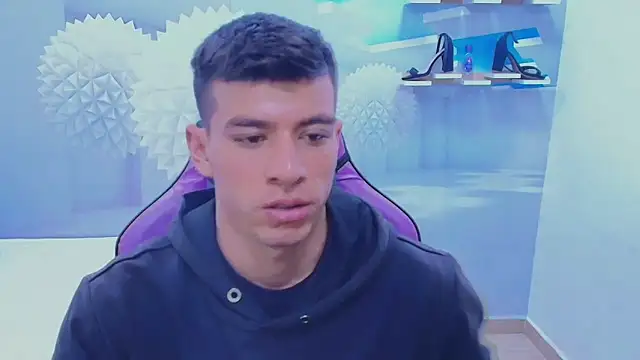 DEIBY BABY online show from November 4, 2025, 4:44 pm