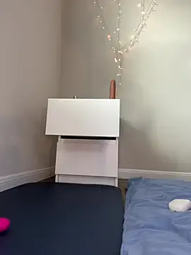 Snapshot of Natur4lBeautyb33 chatting on March 8, 2025, 10:02 pm Natur4lBeautyb33 online show from March 8, 2025, 10:02 pm