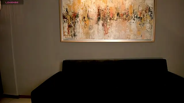 Snapshot of SunnyRivers chatting on November 6, 2025, 6:23 pm SunnyRivers online show from November 6, 2025, 6:23 pm