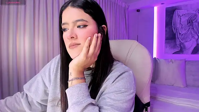 Snapshot of nathalie_rivers chatting on November 28, 2025, 11:32 am nathalie rivers online show from November 28, 2025, 11:32 am