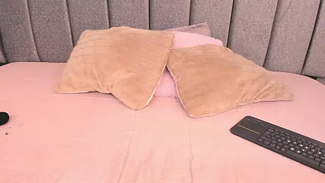 samantha stan online show from November 18, 2025, 12:08 pm