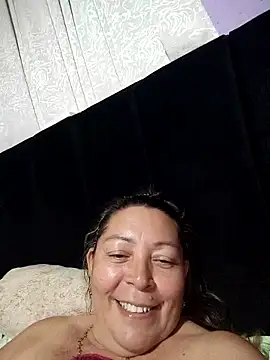 marie olsenhot online show from June 1, 2026, 9:25 pm