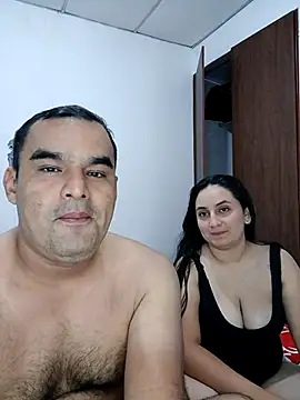 Snapshot of Angeelus2 chatting on February 24, 2026, 7:04 pm Angeelus2 online show from February 24, 2026, 7:04 pm