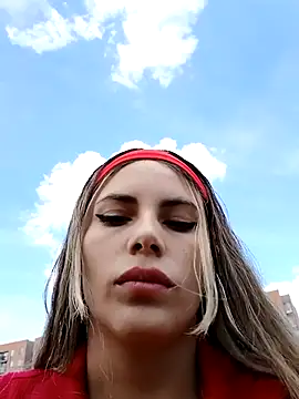 Misscata1106 online show from November 12, 2025, 4:44 pm