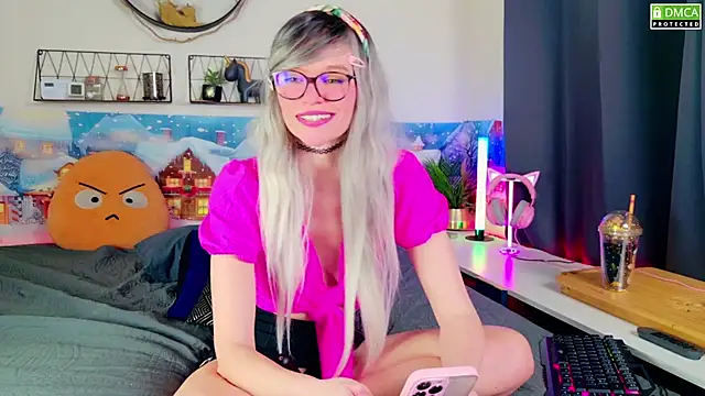 Snapshot of Kittychatte chatting on January 5, 2025, 10:21 am Kittychatte online show from January 5, 2025, 10:21 am
