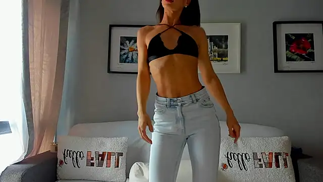 Snapshot of bellahot77 chatting on September 18, 2025, 9:01 am bellahot77 online show from September 18, 2025, 9:01 am