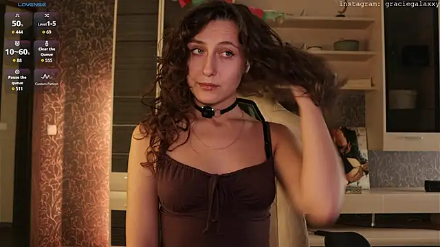 Snapshot of Chill_out_with_Salvia chatting on November 11, 2025, 3:07 pm Chill out with Salvia online show from November 11, 2025, 3:07 pm