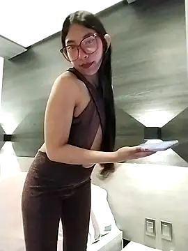 Snapshot of Umaru_uwu chatting on April 16, 2026, 2:23 am Umaru uwu online show from April 16, 2026, 2:23 am