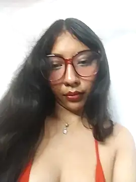 Snapshot of Umaru_uwu chatting on February 3, 2026, 6:22 am Umaru uwu online show from February 3, 2026, 6:22 am