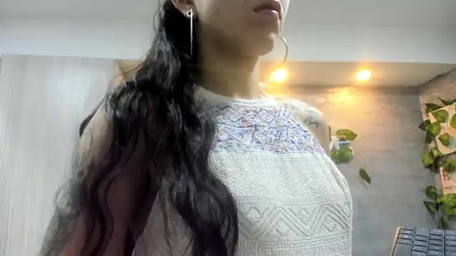 Snapshot of Mhelanny2 chatting on May 14, 2026, 7:22 pm Mhelanny2 online show from May 14, 2026, 7:22 pm