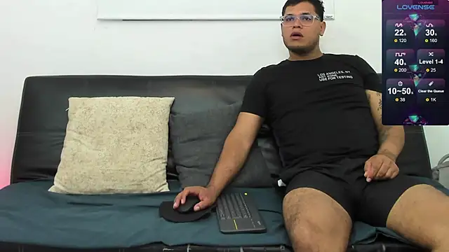 Snapshot of jeanpi01 chatting on December 21, 2024, 4:30 am jeanpi01 online show from December 21, 2024, 4:30 am