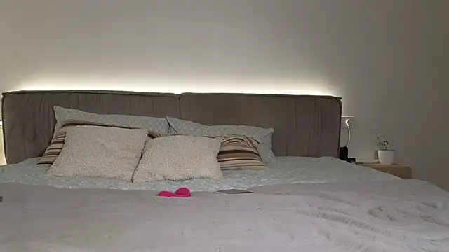 Snapshot of PassionAnn chatting on February 28, 2026, 7:24 pm PassionAnn online show from February 28, 2026, 7:24 pm