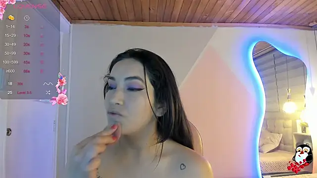 cristal  hot 1 online show from October 28, 2025, 5:18 am