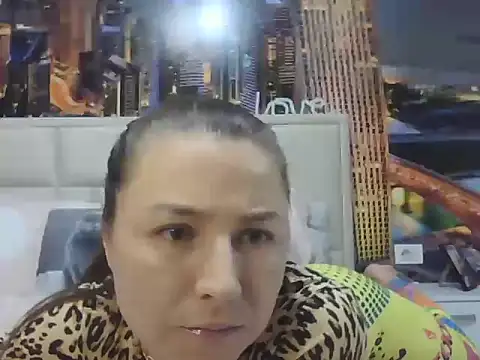 dollydream88 online show from March 18, 2026, 9:34 am