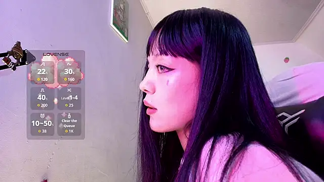 Snapshot of Persia_09 chatting on November 29, 2025, 1:17 am Persia 09 online show from November 29, 2025, 1:17 am