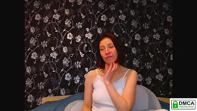 Sophi Cute online show from May 18, 2026, 11:59 am