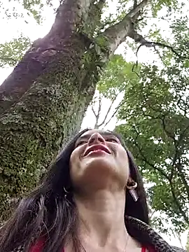 Snapshot of Sam_Sara chatting on February 14, 2026, 6:08 pm Sam Sara online show from February 14, 2026, 6:08 pm