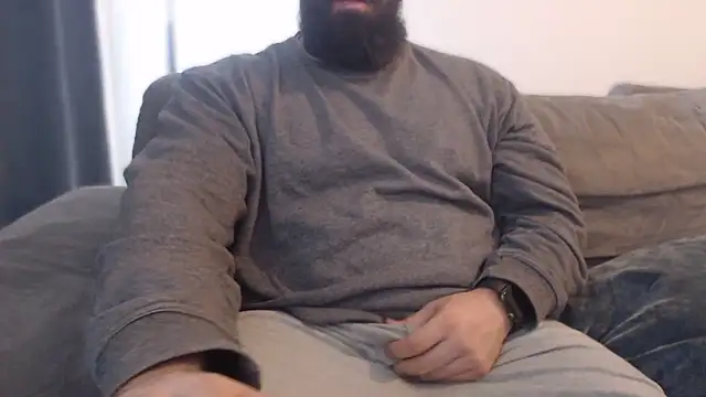 hugemachohandsome online show from January 9, 2026, 10:22 am