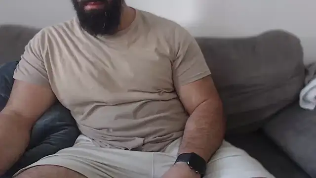 hugemachohandsome online show from July 19, 2026, 6:11 am