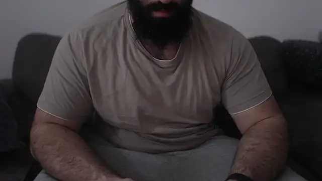 Snapshot of hugemachohandsome chatting on May 8, 2026, 5:22 am hugemachohandsome online show from May 8, 2026, 5:22 am