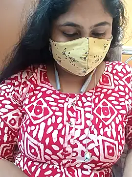 Snapshot of Sophiaboudi chatting on March 21, 2025, 6:07 pm Sophiaboudi online show from March 21, 2025, 6:07 pm