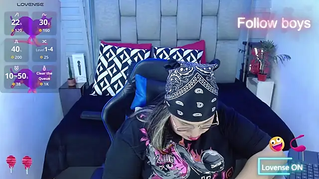 Snapshot of evelin_zaens chatting on November 20, 2025, 4:02 am evelin zaens online show from November 20, 2025, 4:02 am