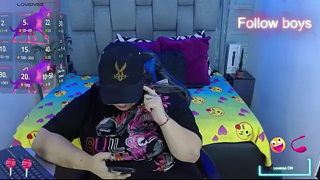 Snapshot of evelin_zaens chatting on November 27, 2025, 4:24 am evelin zaens online show from November 27, 2025, 4:24 am