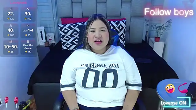 Snapshot of evelin_zaens chatting on November 13, 2025, 4:38 am evelin zaens online show from November 13, 2025, 4:38 am