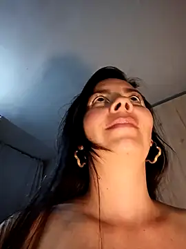 johannatb online show from April 9, 2026, 3:52 am