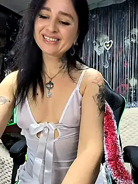 Snapshot of KikiXRed chatting on December 29, 2024, 6:49 pm KikiXRed online show from December 29, 2024, 6:49 pm