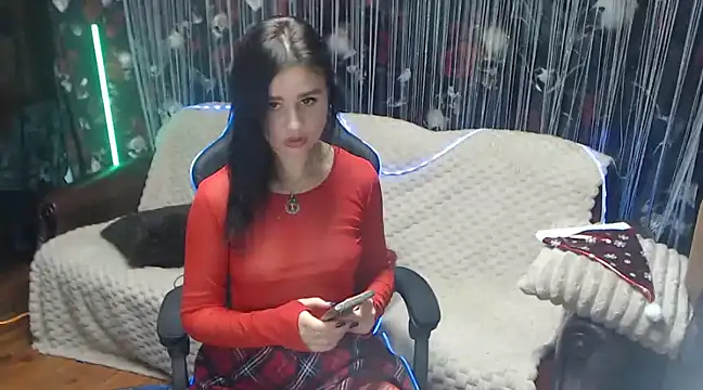 Snapshot of KikiXRed chatting on December 4, 2024, 7:06 pm KikiXRed online show from December 4, 2024, 7:06 pm