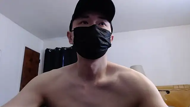 twbobo00715 online show from March 30, 2026, 3:57 pm