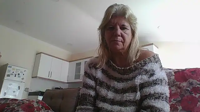 TrustfulVampire1 online show from March 11, 2025, 9:34 am