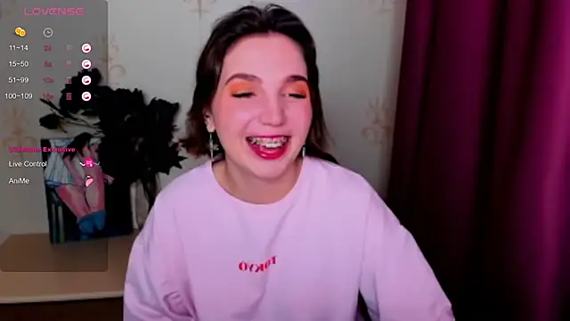 KindHazelHere  online show from September 30, 2025, 10:16 pm