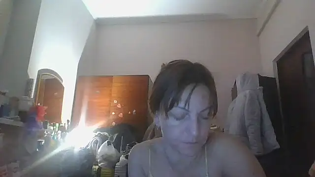 Snapshot of ShawnaAdams chatting on November 18, 2025, 9:18 pm ShawnaAdams online show from November 18, 2025, 9:18 pm