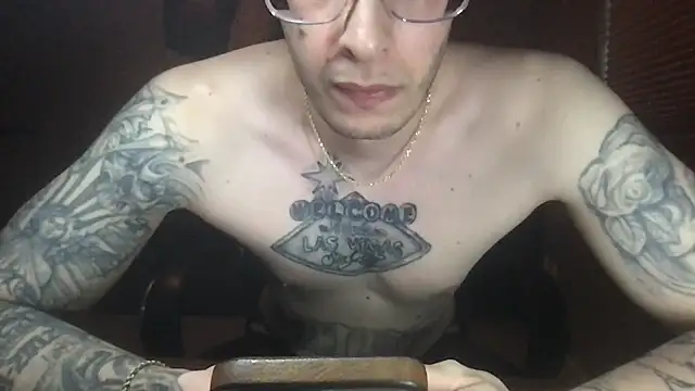 Bwcjoshbanks online show from April 18, 2026, 1:08 am