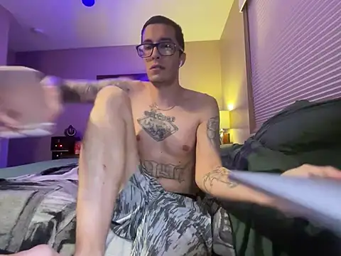 Bwcjoshbanks online show from March 12, 2025, 2:52 am