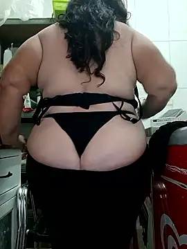 eroticjessitop online show from April 12, 2026, 4:21 pm